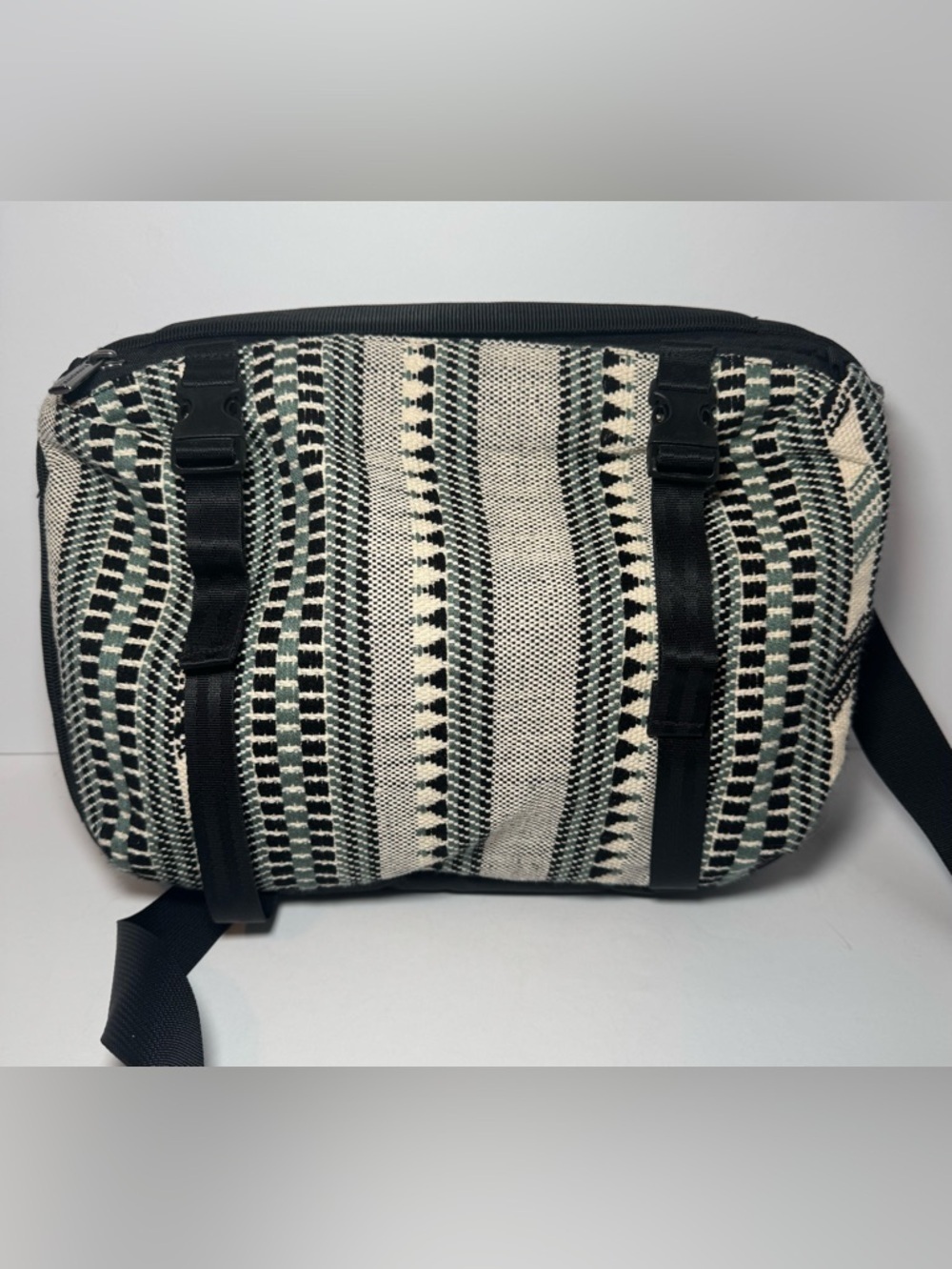 Ethnotek Somanya Sling 13 - India 10 Artisan Hand-Woven Tablet Bag